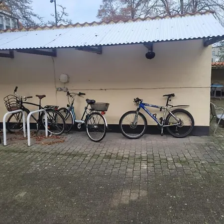 4seasons - Crimson Autumn Ensuites * Ålborg